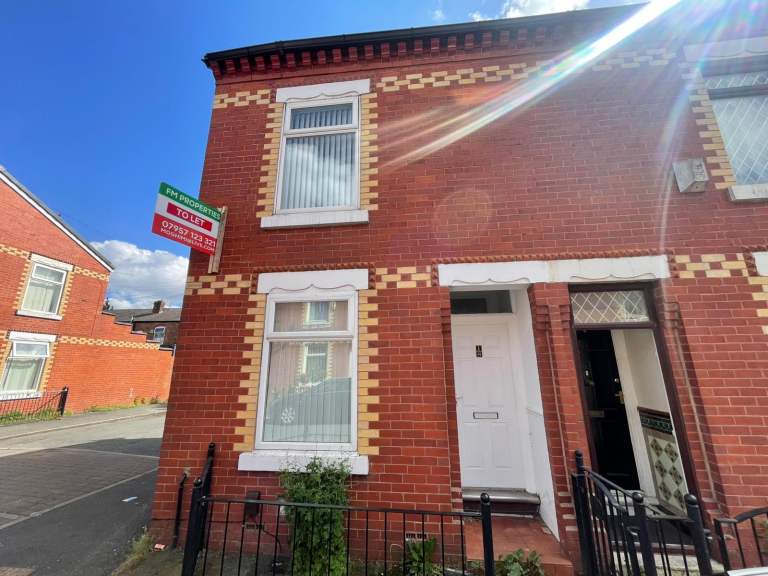 House Dollond Street in Manchester