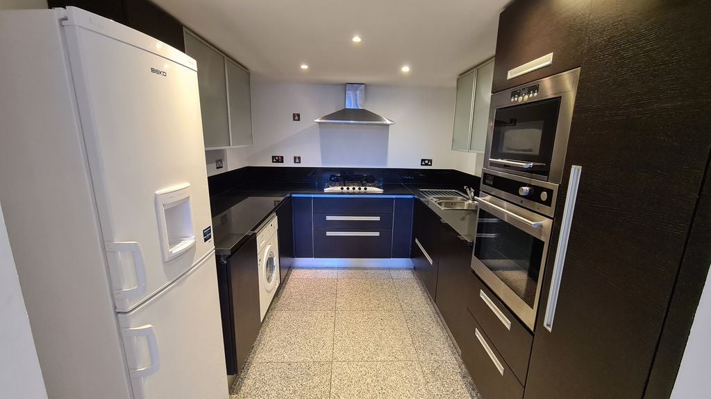 Flat Fitzwilliam Street in Peterborough