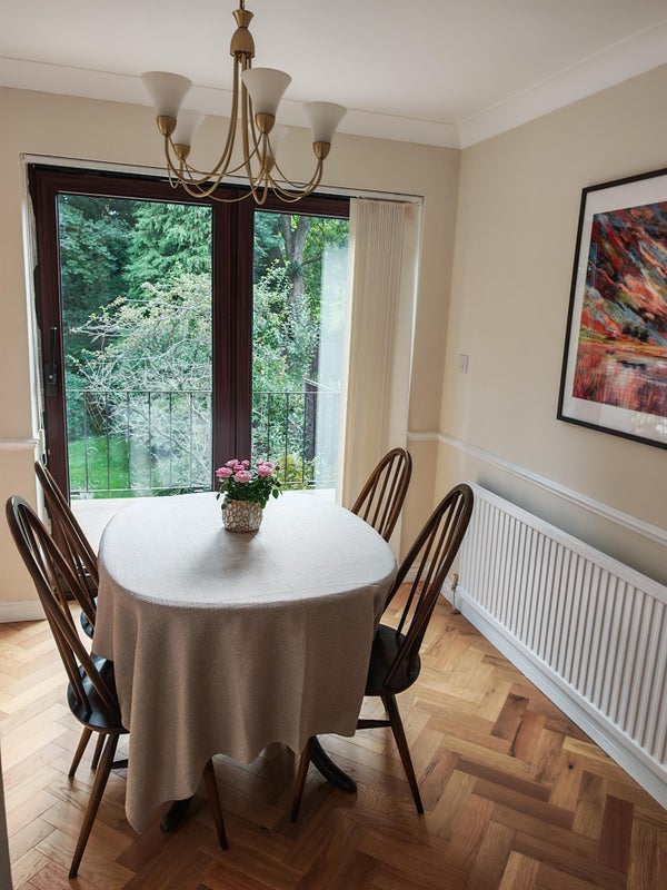 Room Mays Avenue in Gedling