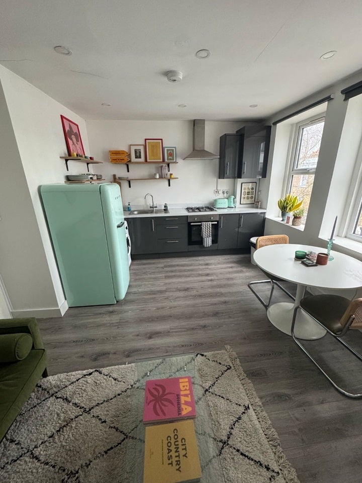 Flat Allen Road in Greater London