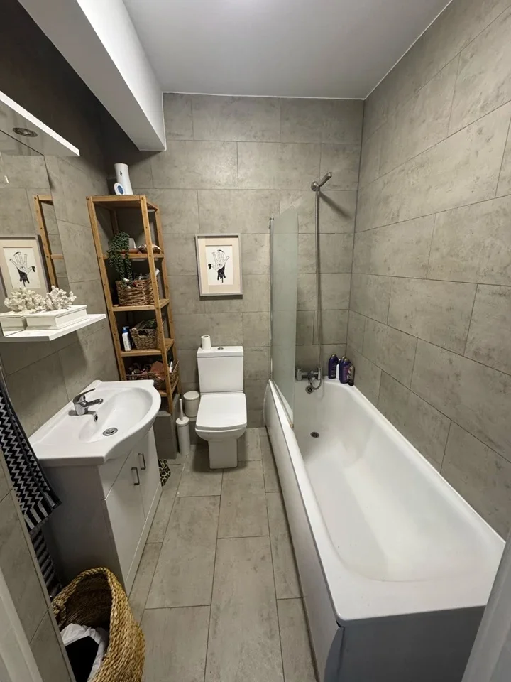 Flat Allen Road in Greater London