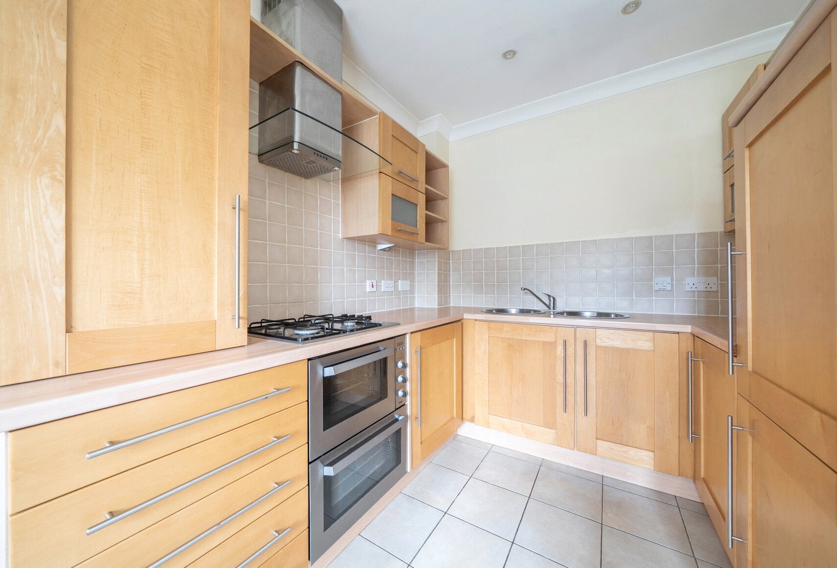 Flat Brookbank Close in Cheltenham