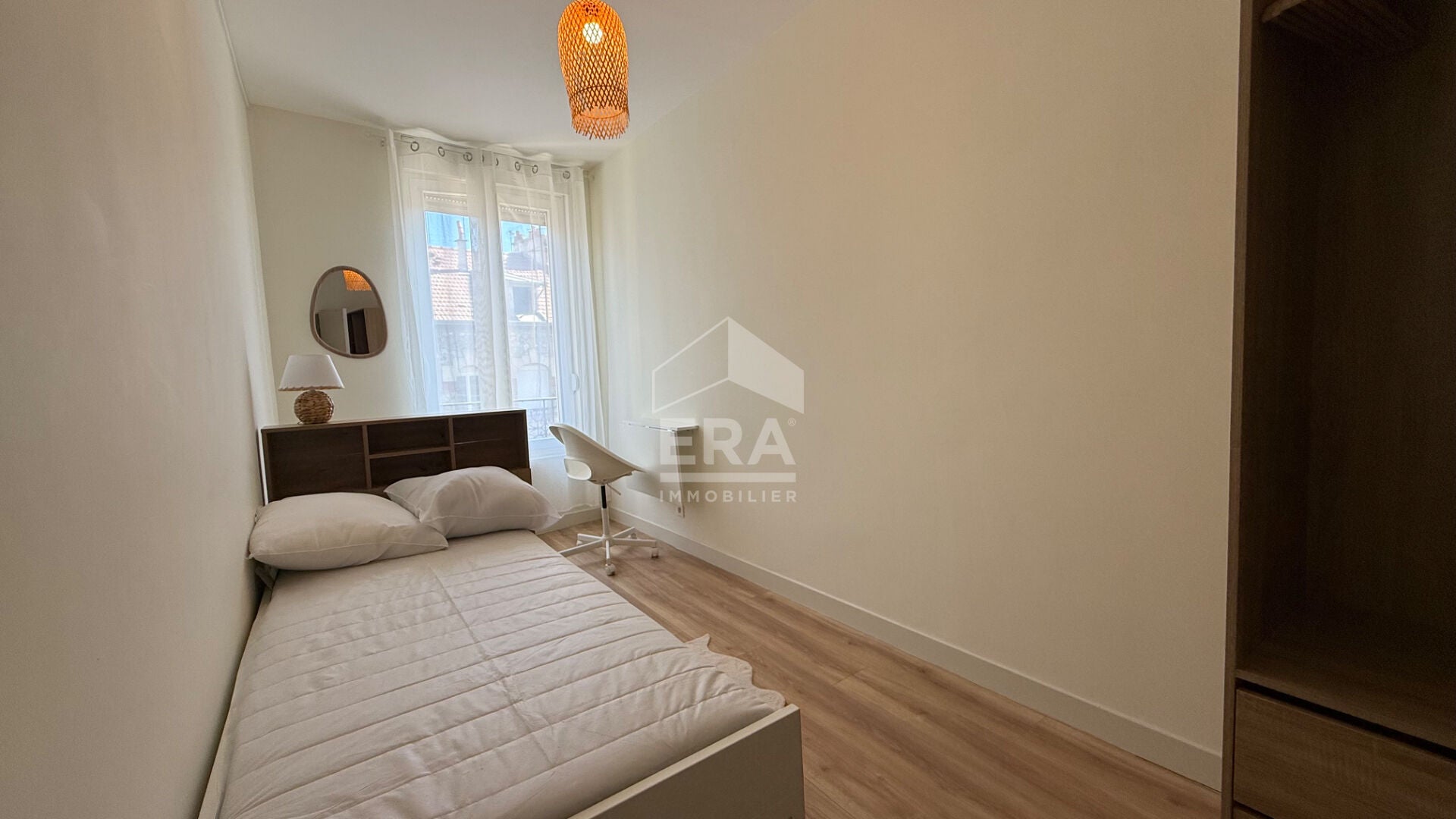 Flat Rue Émile Zola in Reims