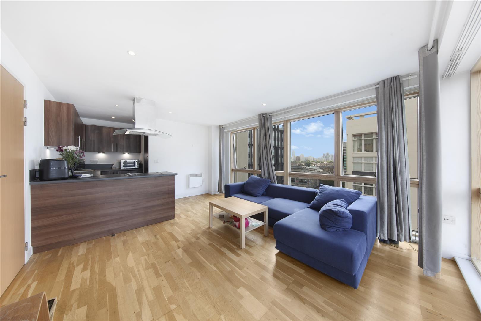 Flat Newington Causeway in Greater London