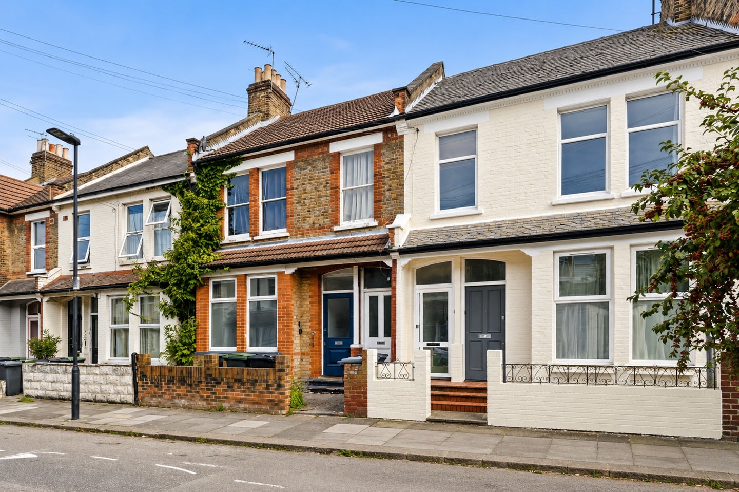 House St. John's Road in Greater London