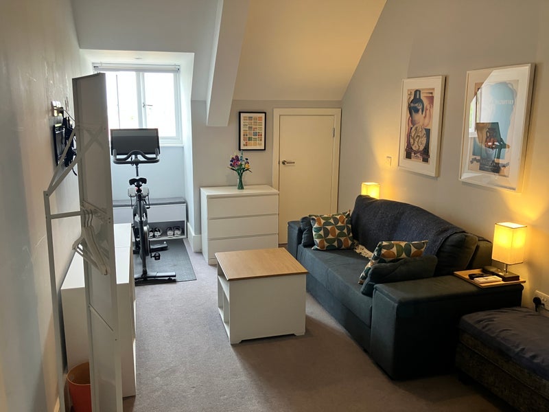 Flat Russell Hill in Greater London