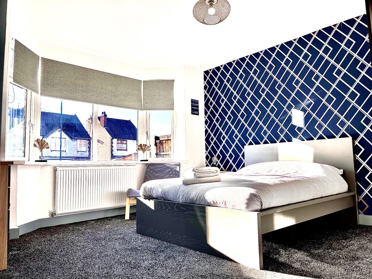 Room Littleover Lane in Derby