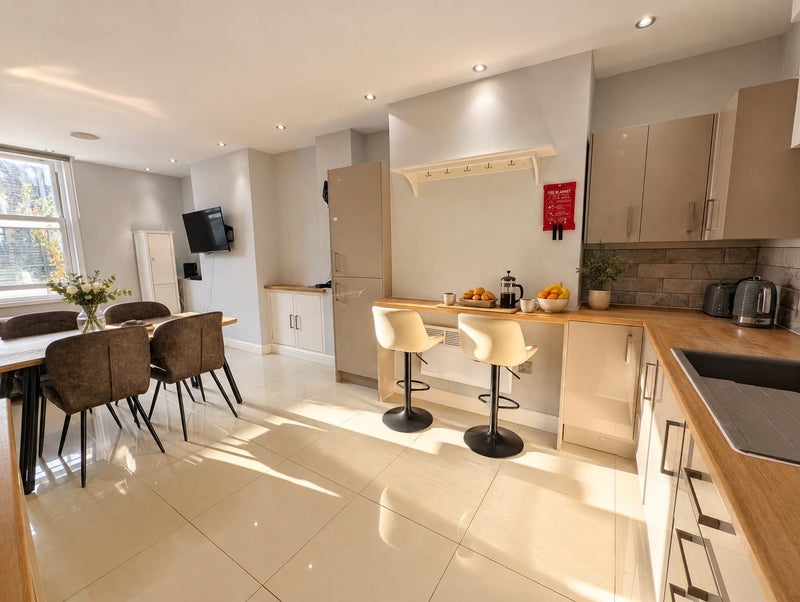 Flat Severn Road in Cardiff