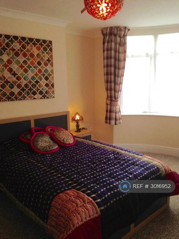 Room Newton Road in Torquay