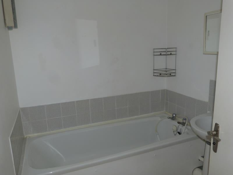 Flat Linnet Close in Greater London