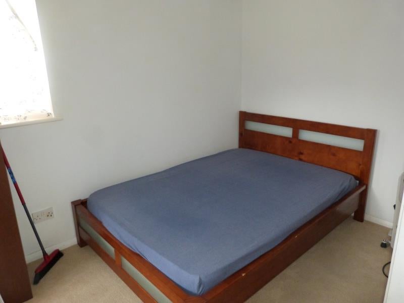 Flat Linnet Close in Greater London