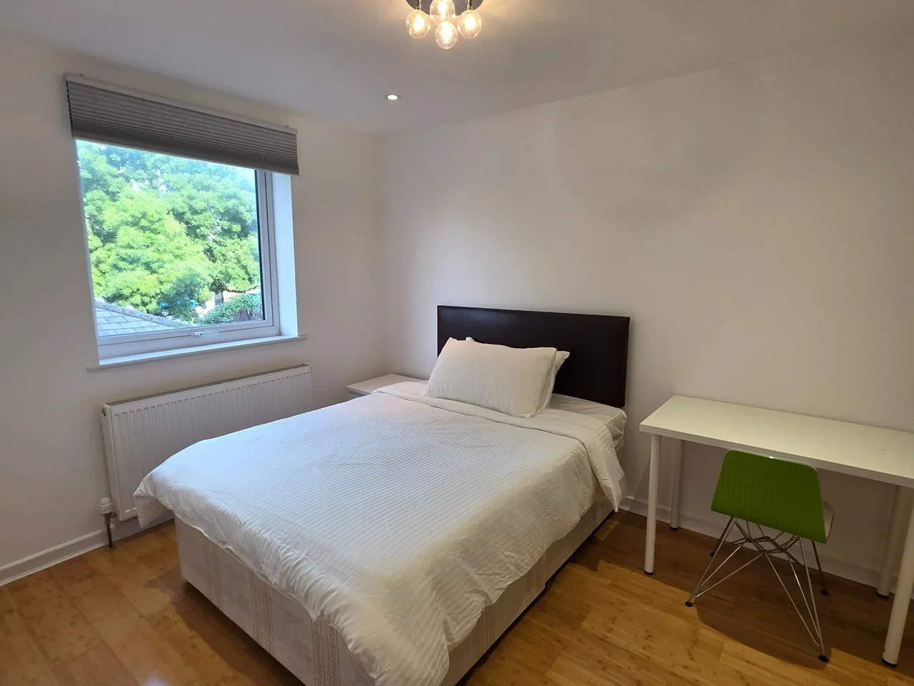 House Smith Close in Greater London