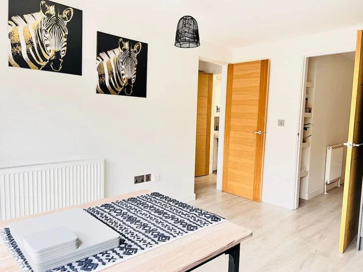 Flat Ferndale Rise in Cambridge