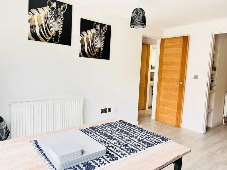Flat Ferndale Rise in Cambridge