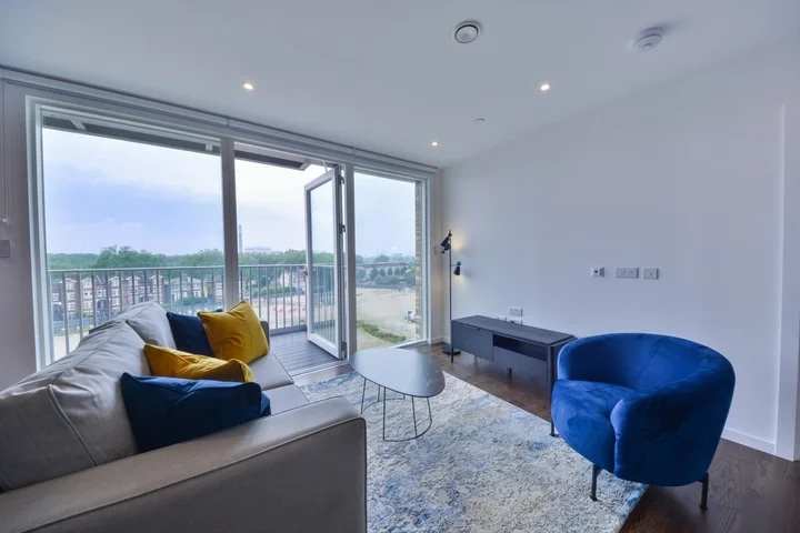 Flat Henry Street in Greater London