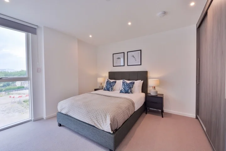 Flat Henry Street in Greater London