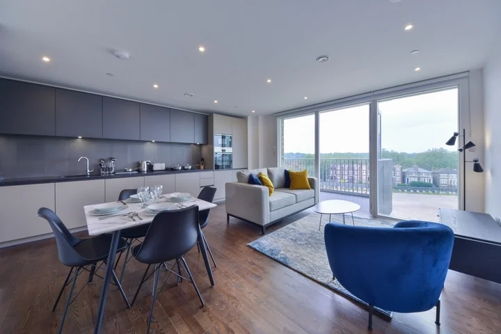 Flat Henry Street in Greater London
