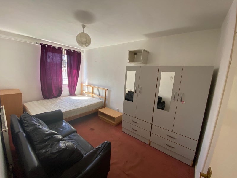Room Mace Street in Greater London