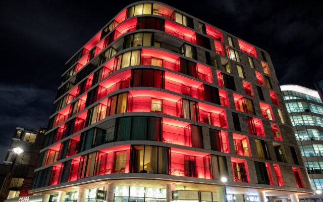 Flat Lower Thames Street in City of London