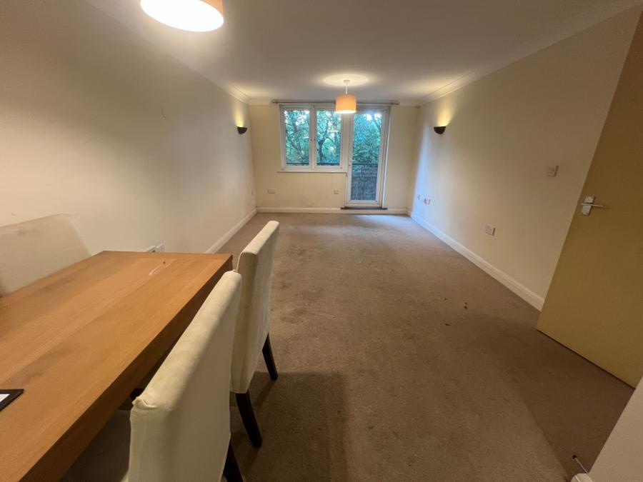 Flat Yeoman Close in Ipswich