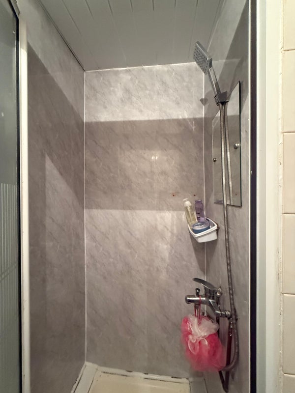 Room Branksome Avenue in Birmingham