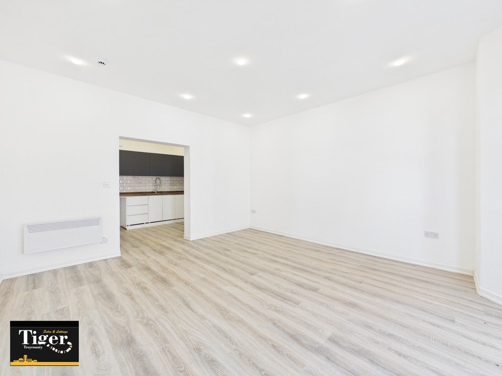 Flat Lansdowne Place in Blackpool