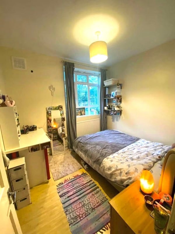 Room Grosvenor Avenue in Greater London