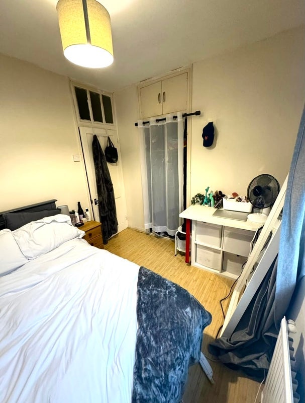 Room Grosvenor Avenue in Greater London