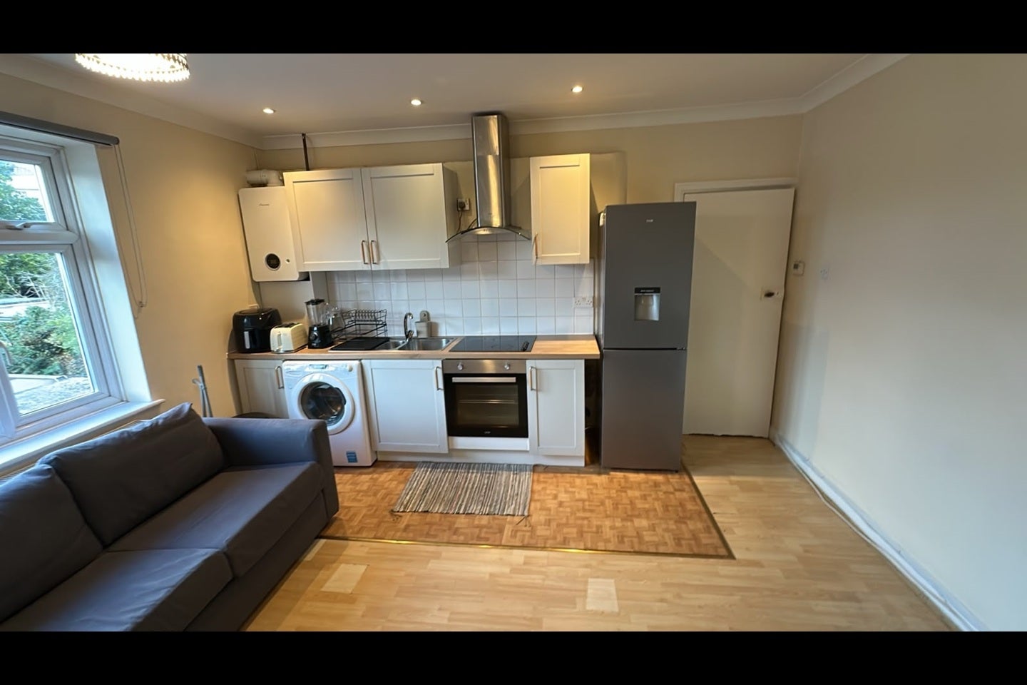 Flat Burlington Road in Greater London