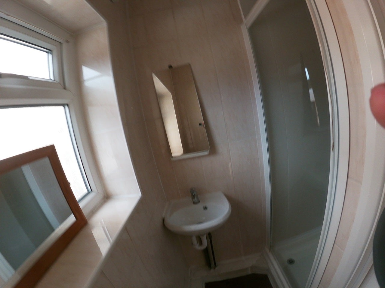 Room Cricklewood Broadway in Greater London