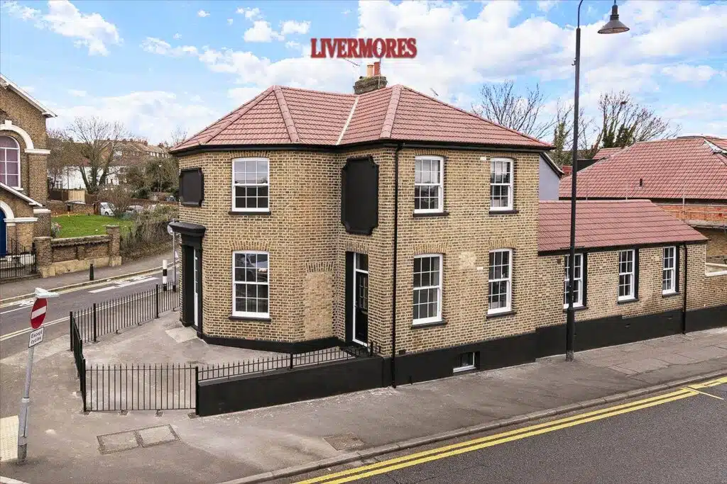 Flat Bexley Lane in Greater London