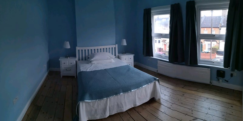Room Livingstone Road in Greater London