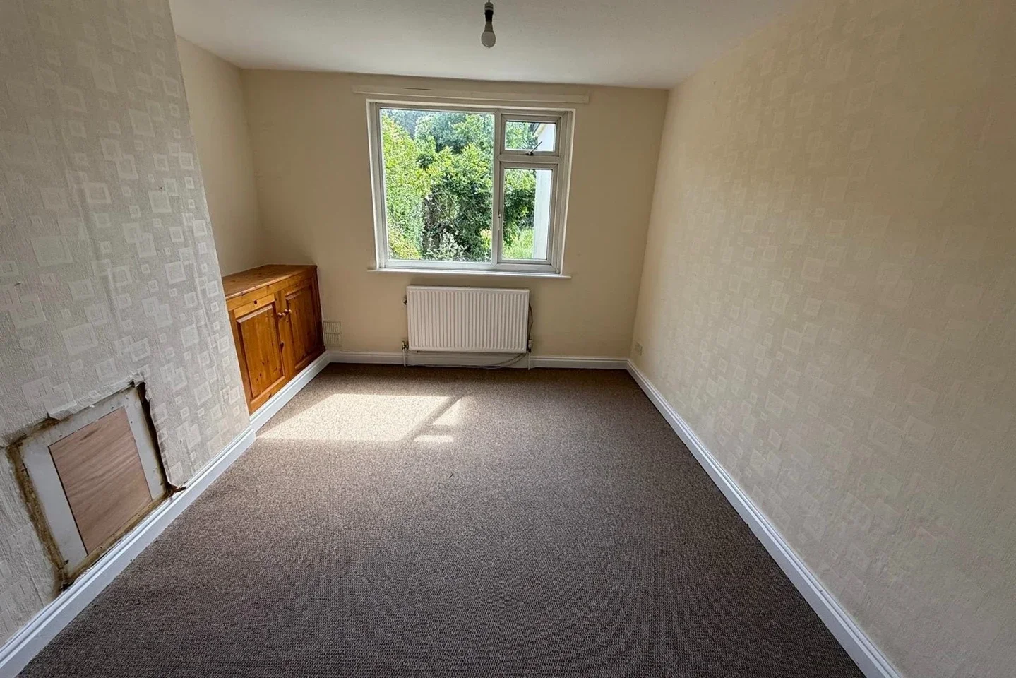 House Park Lane Avenue in Madeley