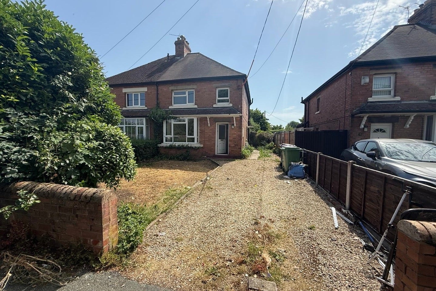 House Park Lane Avenue in Madeley
