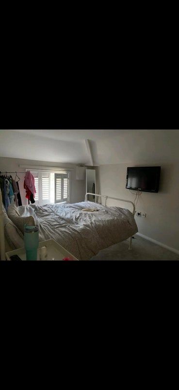 Room Kirby Road in Leicester