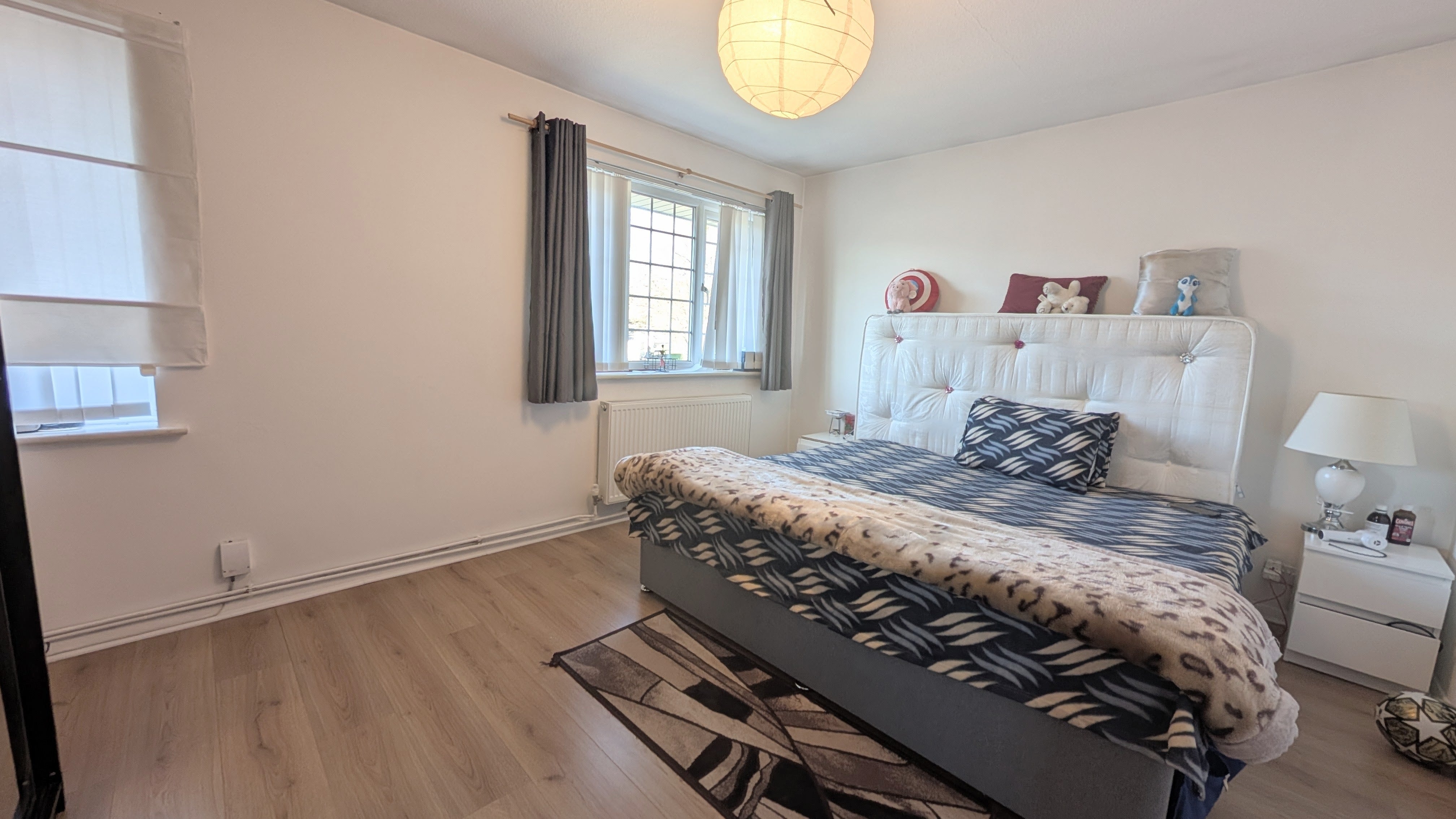 Flat Elms Lane in Greater London