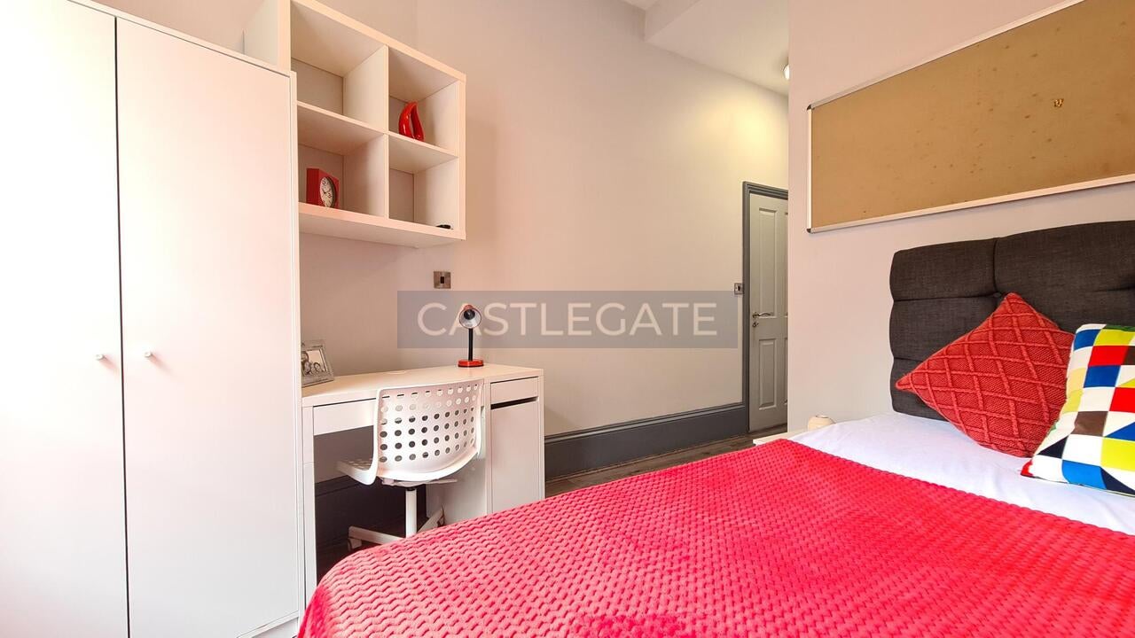 Room St George's Square in Kirklees