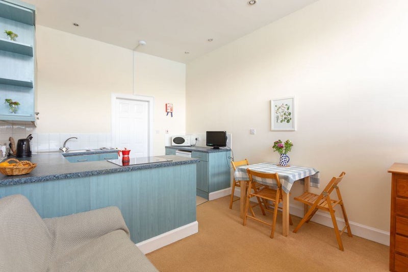 Flat Watson Crescent in City of Edinburgh