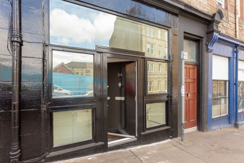 Flat Watson Crescent in City of Edinburgh