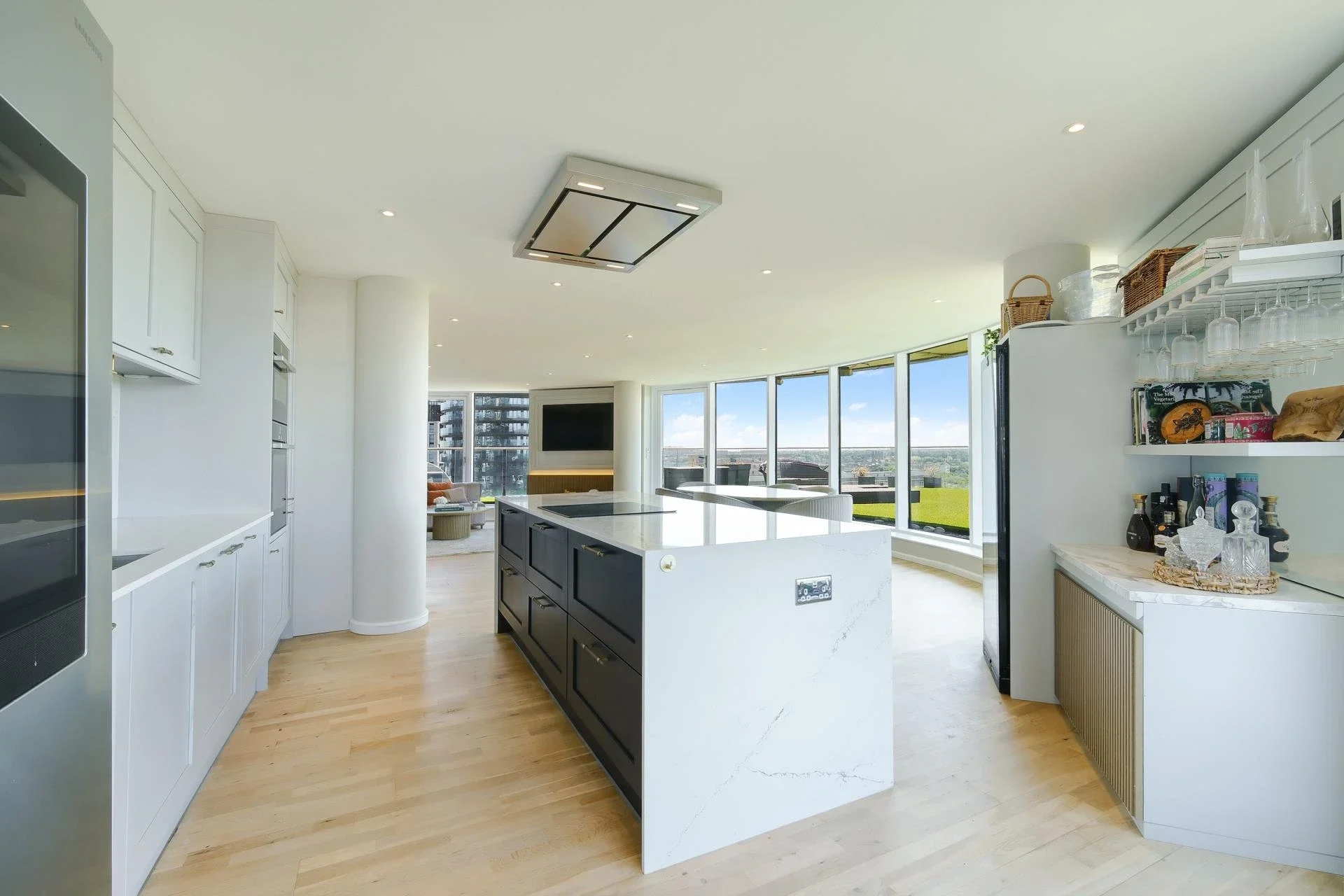 Flat Millharbour in Greater London