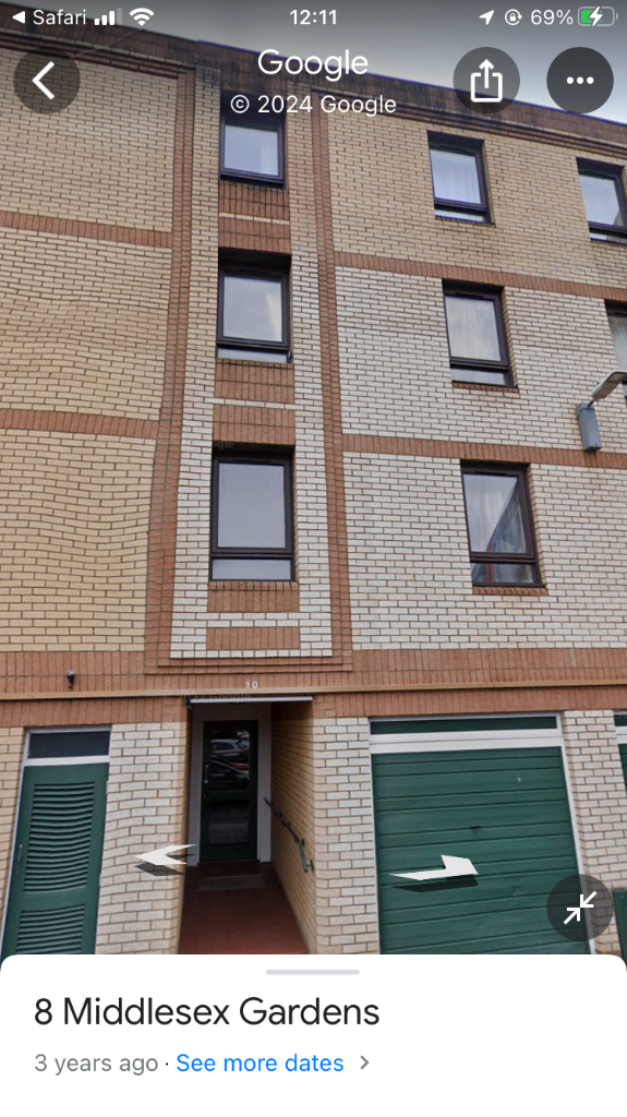 Flat Middlesex Gardens in Glasgow
