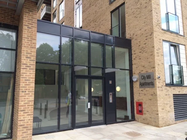 Flat Lee Street in Greater London