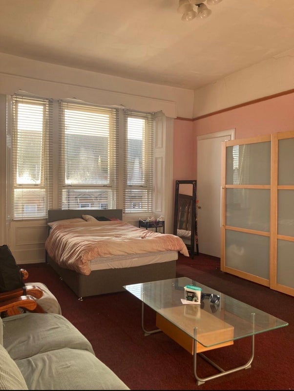 Room Carrington Street in Glasgow