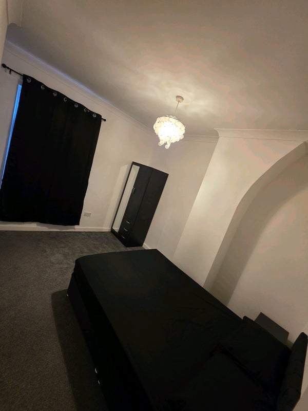 Room Parsonage Street in Stoke-on-Trent