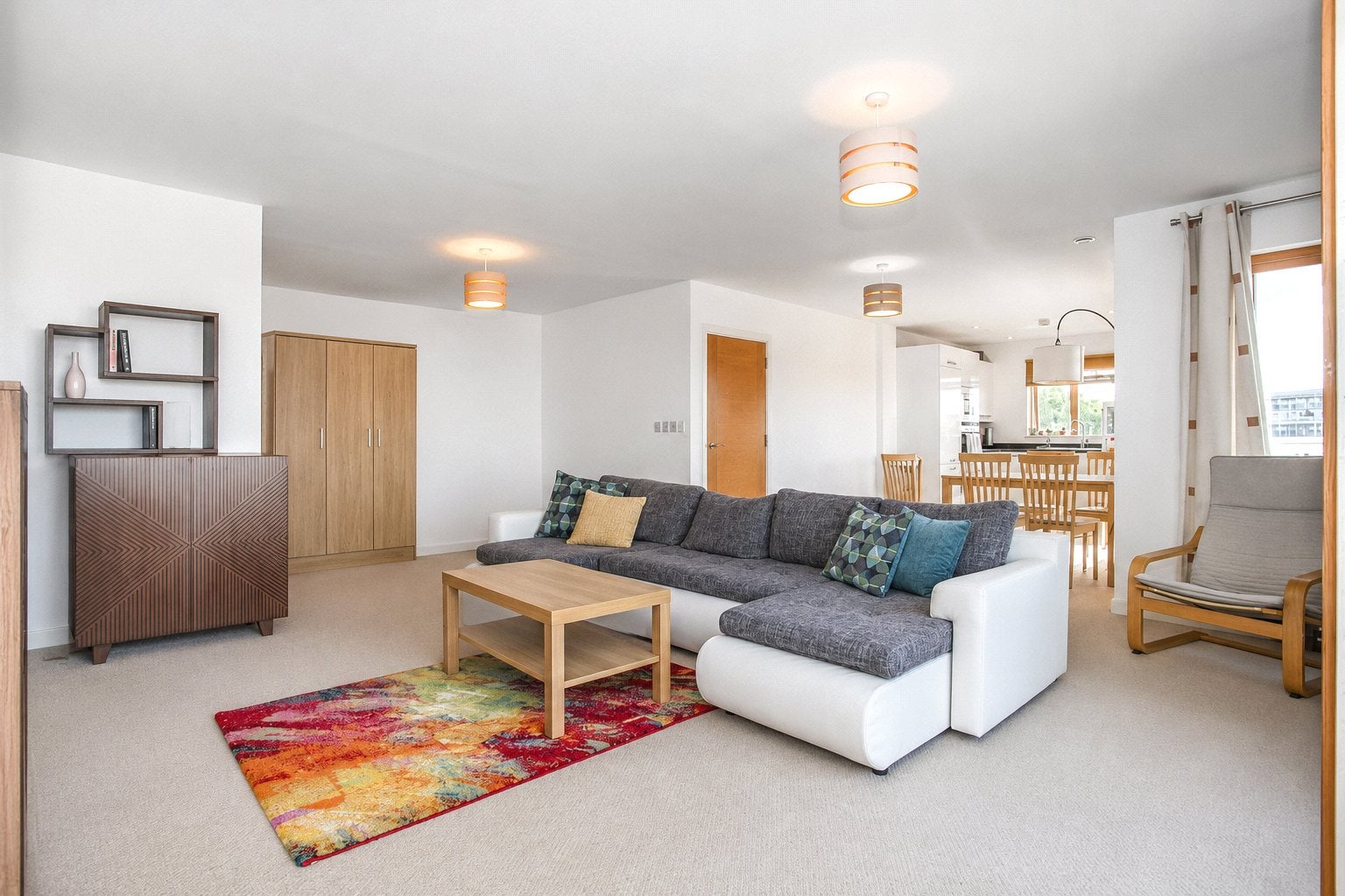 Flat Vitali Close in Greater London