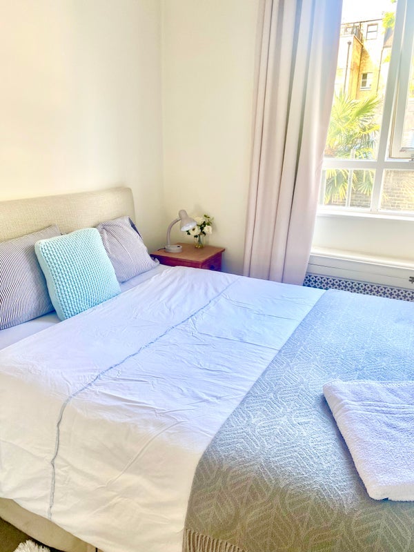 Room Beaufort Street in Greater London