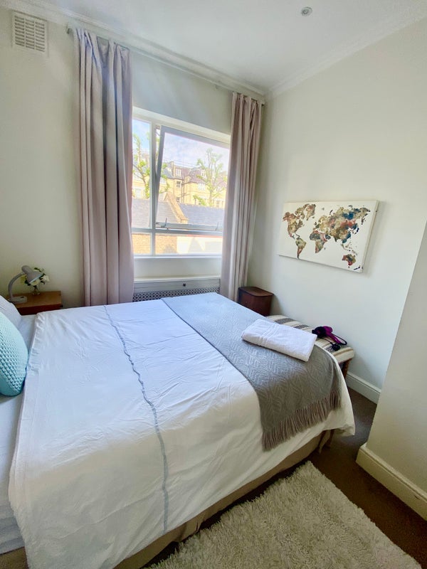 Room Beaufort Street in Greater London