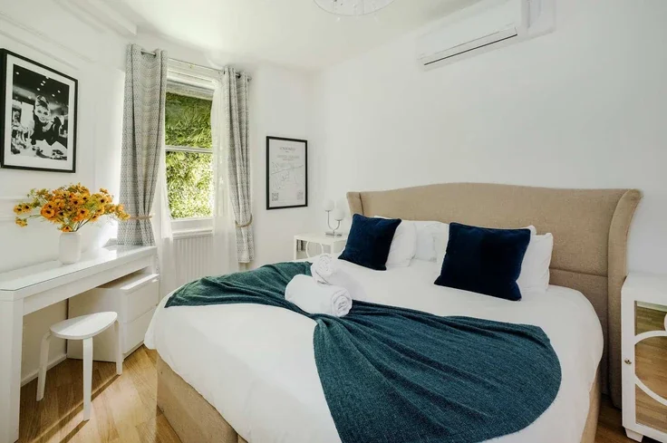 Flat Devonshire Place in City of Westminster