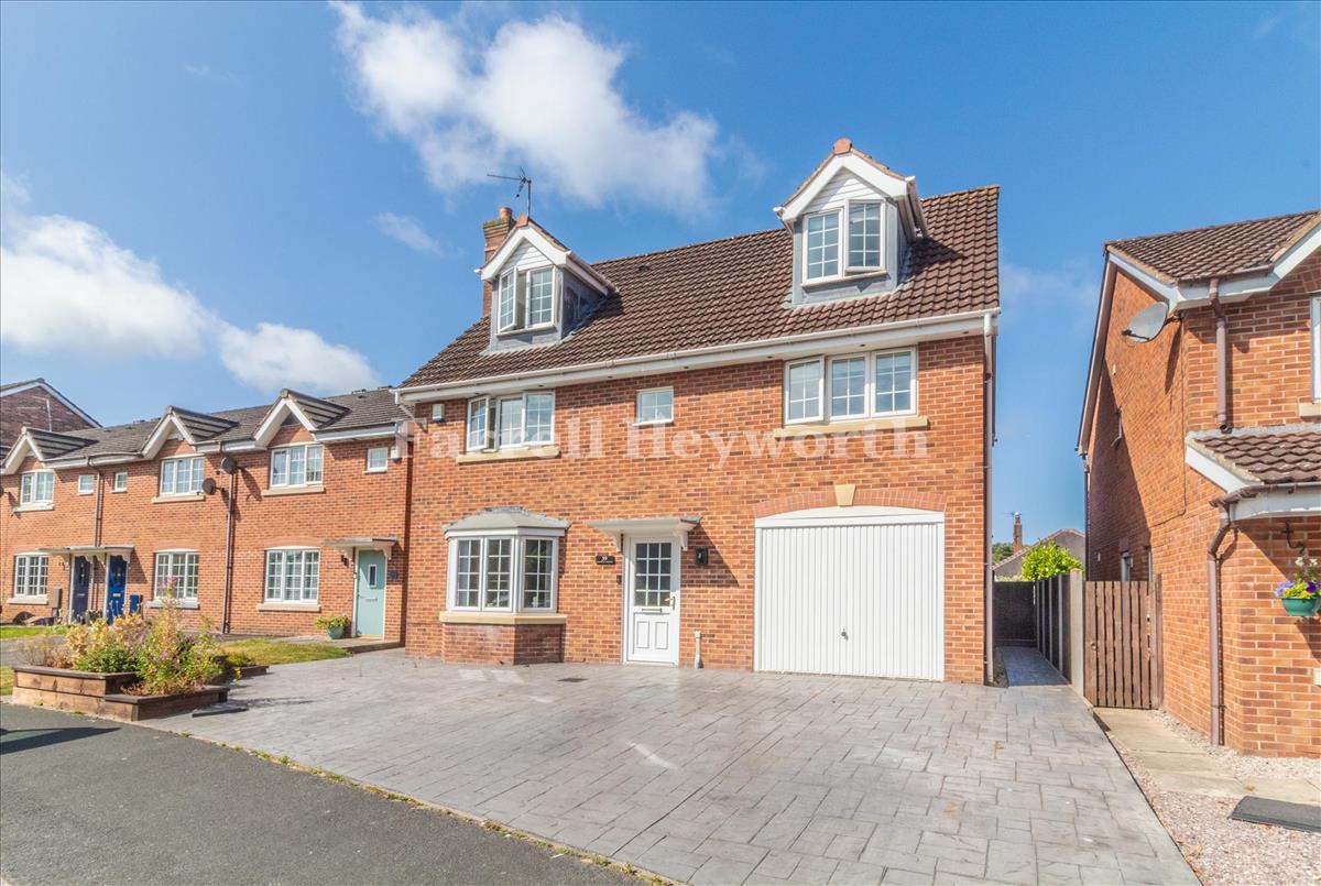 House Sandwell Avenue in Thornton-Cleveleys