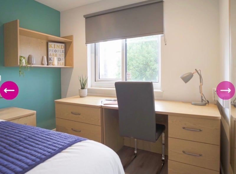 Room Moss Lane East in Manchester